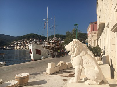 Na lodi a na kole nebo relax po ostrovech Dalmácie